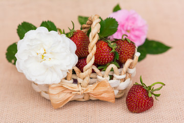 Fototapeta na wymiar Basket with fresh strawberry