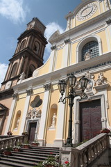 Obraz premium Minori, Basilica di S. Trofimena, Costiera Amalfitana, Salerno