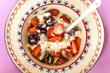 breakfast cottage cheese with yogurt fruits and nuts 