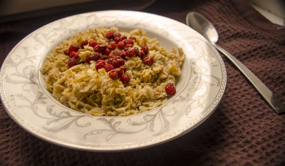 Oatmeal with fresh Berries for Healthy Breakfast.