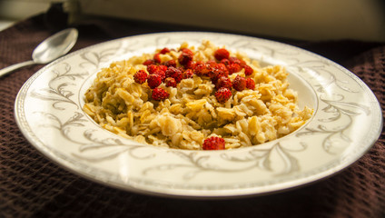 Oatmeal with fresh Berries for Healthy Breakfast.