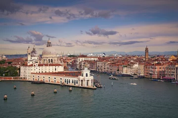 Venedig. Luftbild von Venedig mit Basilika Santa Maria della Salute. © rudi1976