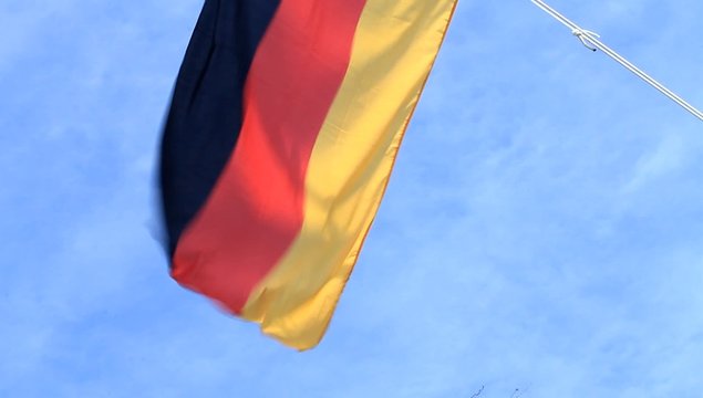 Deutschland Flagge isoliert im Wind
