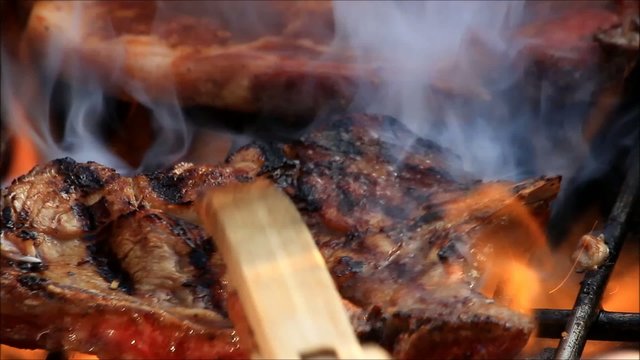 saftiges steak grillen 
