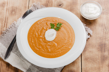 Soup of mashed orange lentils