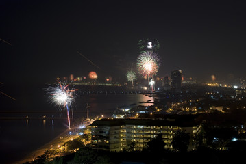 Fototapeta na wymiar Fireworks at Sattaheep / Pattaya for New Year