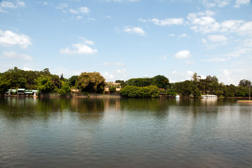 Fototapeta na wymiar Lago Igapó, Londrina, Paraná