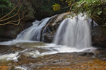 Fototapeta premium Mae sa waterfall / Beautiful waterfall located in Chiang Mai Thailand