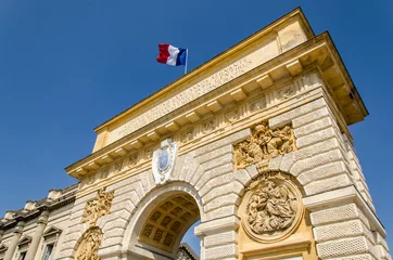 Fotobehang Artistiek monument Arc de Triomphe in Montpellier