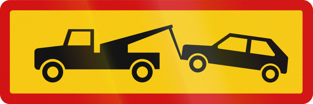 recommend clip art: Icelandic traffic sign - Tow away zone