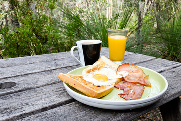 Bush Breakfast Sandwich