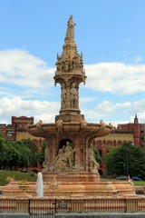 Fototapeta na wymiar Doulton Fountain in Glasgow.