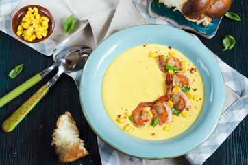 Creamy corn soup 