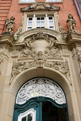 Polizeiwache in einem historischen Gebäude