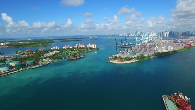Aerial video Miami Beach and Port Miami 4k
