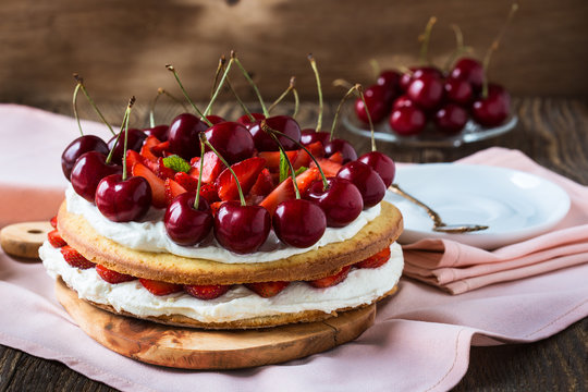 Strawberry and sweet cherry layer cake