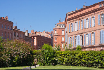 Fototapeta na wymiar Place Saint-Etienne de Toulouse