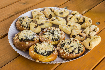 Little cakes with jam