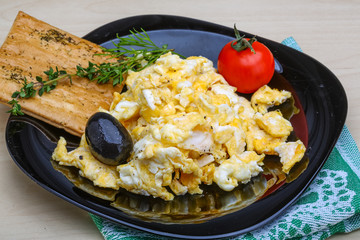 Scrambled eggs with tomato