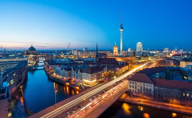 Berlin am Abend © Engel Drohnenpilot