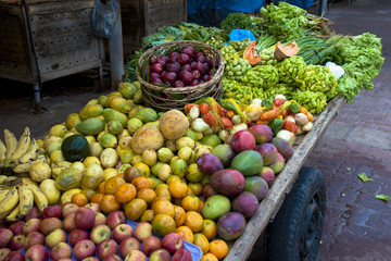 ヴェロベーゾ市場の果物と野菜