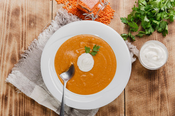 Soup of mashed orange lentils