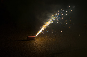 Fuegos artificiales en la noche de San Juan