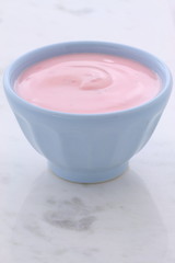 Obraz na płótnie Canvas Fresh strawberry yogurt