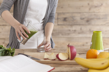 Women are making weight loss drink