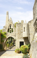 Conjunto arquitectónico de Gaudí en El Garraf, Barcelona