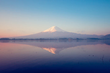 Fototapeta na wymiar Fuji mountain reflect on lake Kawaguchiko.