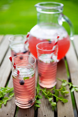 Berry lemonade
