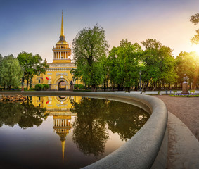 Здание Адмиралтейства Admiralty building