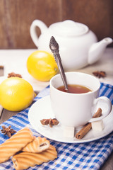 tea with lemon