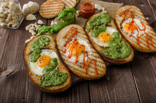Vatiations of fried eggs inside bread
