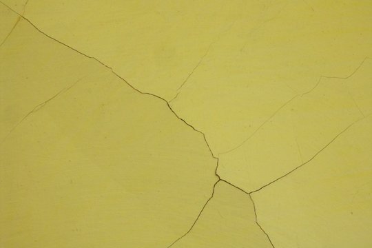 Crack on the wall