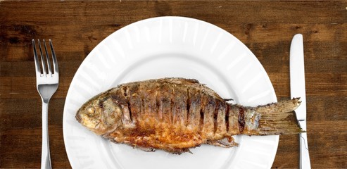 Fish, plate, cooked.
