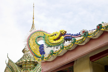 Fototapeta premium temple roof, snake shape