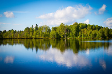 Озеро в Карелии