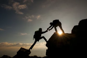 Rolgordijnen bergbeklimmer geest van eenheid en saamhorigheid &amp  klimsucces © emerald_media