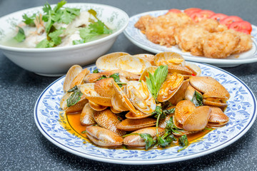Fried clams