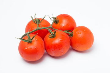 トマト（房付きのトマト）　横位置