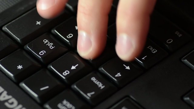 Using the Number Pad on a Keyboard
