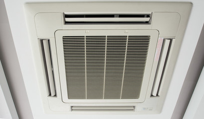 Air conditioning for install on ceiling,cassette type air condition