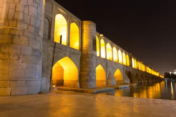 Photo sur Plexiglas Pont Khadjou The Si-o-Seh Pol, The Bridge of 33 Arches, in Isfahan, Iran