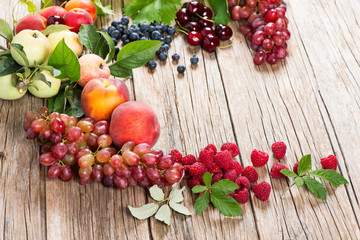 Fototapeta na wymiar Delicious fruits and berries