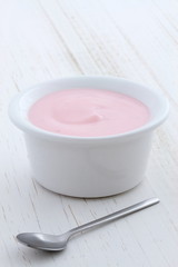 strawberry yogurt