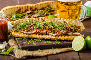 Steak sandwich