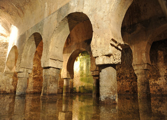 Aljibe árabe para recogida de agua de lluvia, Palacio de las veletas, Cáceres, Extremadura,...