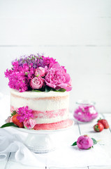 Obraz na płótnie Canvas Strawberry cake